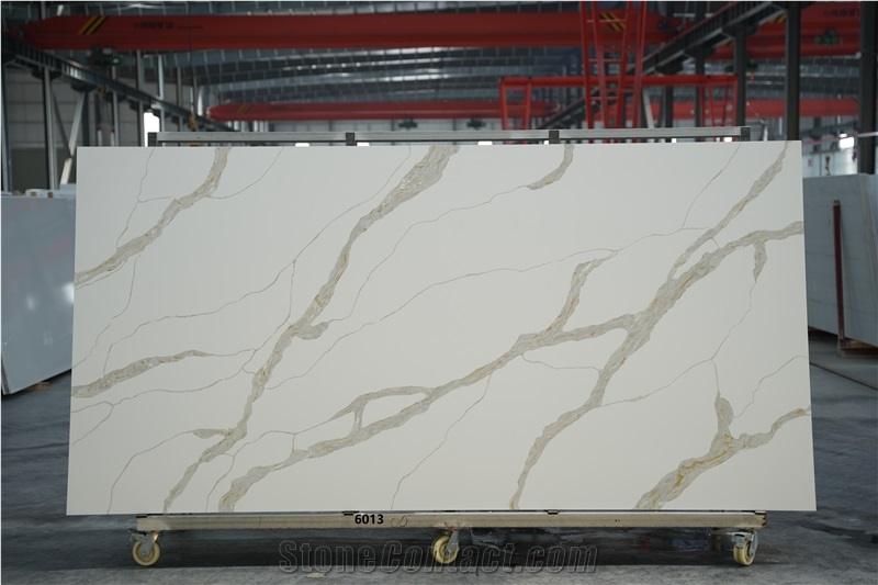 Classic Calacatta Quartz Slabs High Quality Engineered