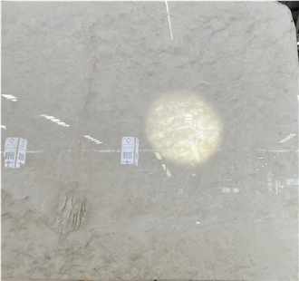 Glacier White Engineered Stone Slabs