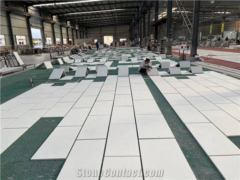 FIELD TILES - 3/4" THK HONED AMIL LIMESTONE