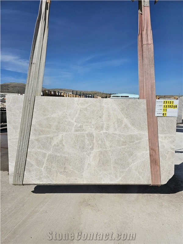 Spider Beige Marble Slabs - 23137