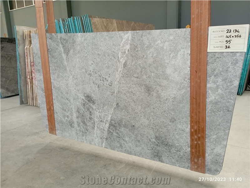 Tundra Grey 22134 Marble Slabs