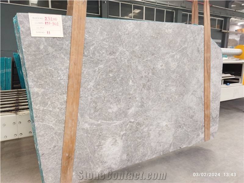 Tundra Grey Marble Slabs - 23210