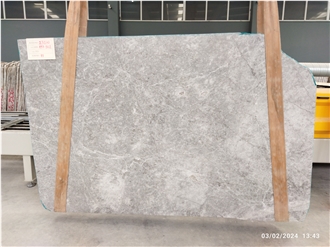 Tundra Grey Marble Slabs - 23210