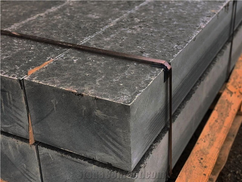 Ukrainian Basalt Black Moon Block Steps