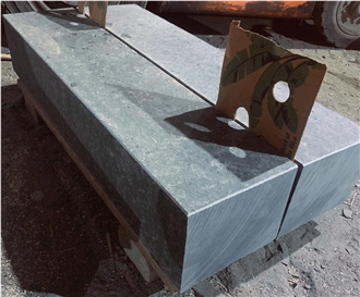 Ukrainian Basalt Black Moon Block Steps