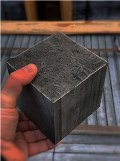 Ukrainian Basalt Black Moon Top Split Cubes
