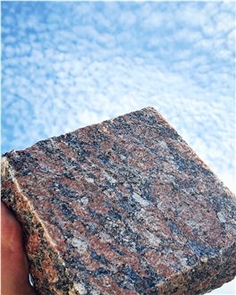 Ukrainian Granite Red Crystal, Sides Split, Top Flamed Cubes