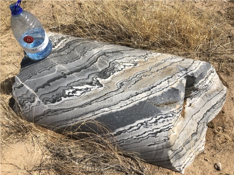 Palisandro Dark Marble Blocks