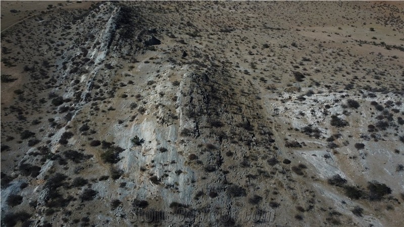Palisandro Dark Marble Quarry