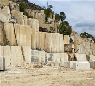 Vratza Grey Limestone Quarry