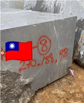 MCD Castle Gray Marble Blocks