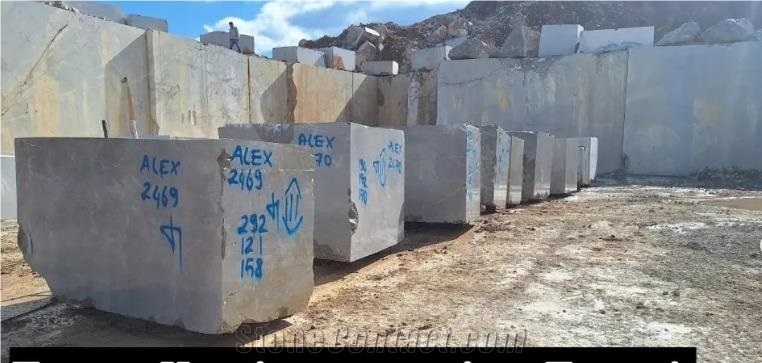 MCD Latte Carisma Marble Quarry