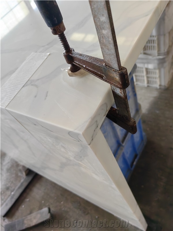 Quartz White 5062 Victoria Artificial Stone Countertop