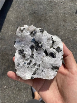 Mica Infused Feldspar Bianco White Lumps Boulders, Quartz Boulders