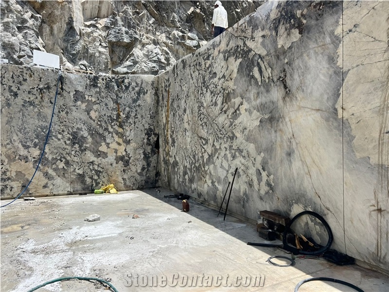 Patagonia White Granite Exotic Granite Quarry Blocks