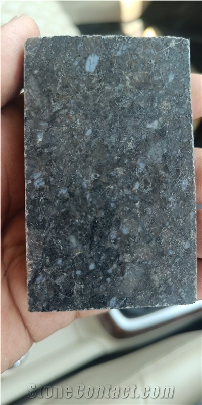 R Black Granite Tiles