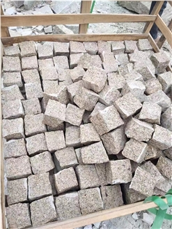 G682 Granite Golden Cristal Cube Stone, Paving Cobble Stone