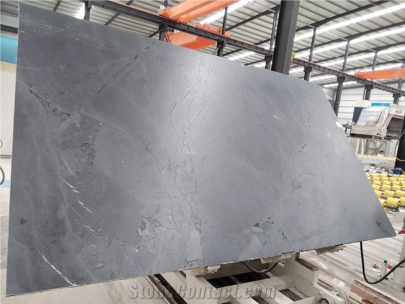 Negresco Quartzite Slab Leather Finish