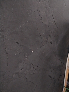 Negresco Quartzite Slab Leather Finish