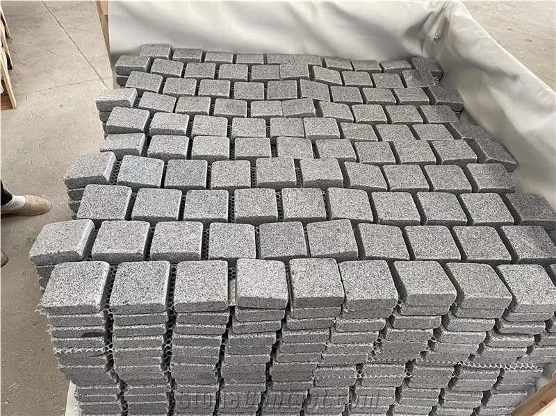 G641 Granite Mesh Paving Stone
