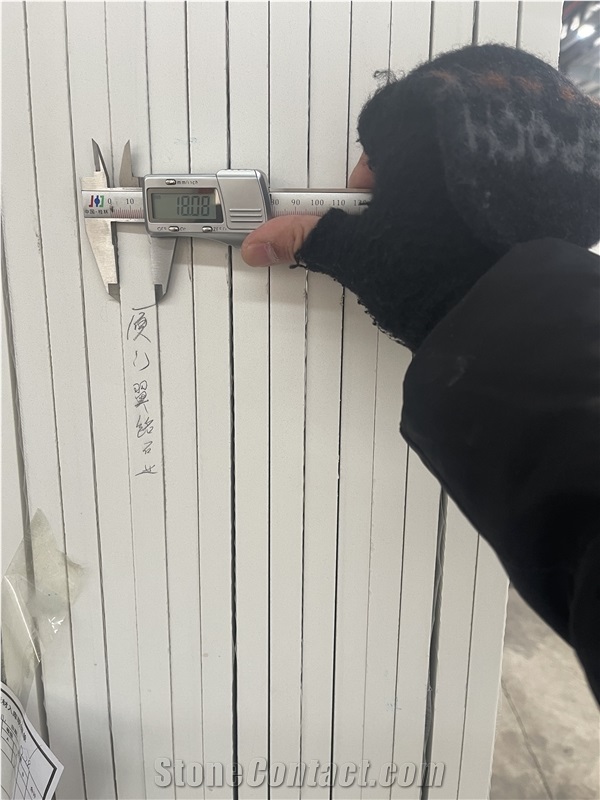 Panda White Quratz Engineered Stone Slabs