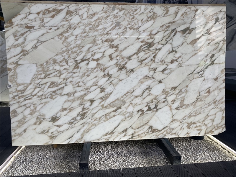 Calacatta Oro Extra Vagli White Marble Slabs With Gold Veins