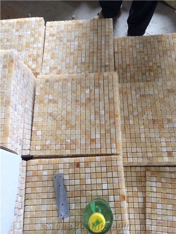 China Yellow Onyx Round Shape Mosaic Tiles