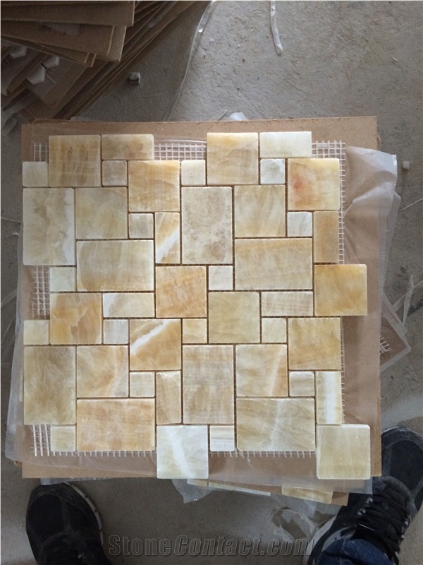 China Yellow Onyx Round Shape Mosaic Tiles