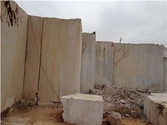 Botticino Royal Beige Marble Quarry