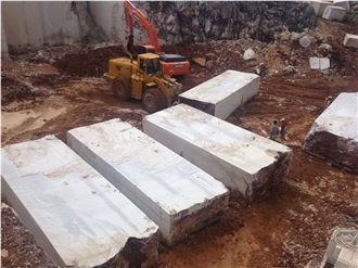 Botticino Royal Beige Marble Quarry