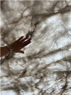Cristallo Quartzite 2Cm Slabs
