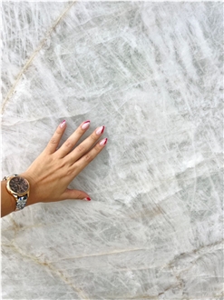 Cristallo Quartzite 2Cm Slabs