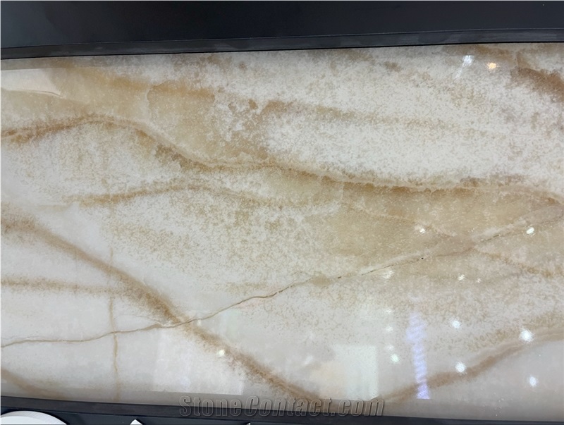 Carpet Onyx Slab