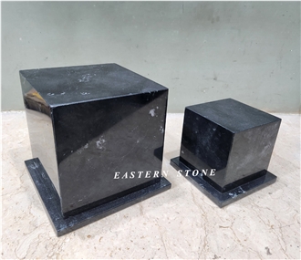 ARTISTIC FUNERAL URNS, CREMATION, ASH AND FOR PETS