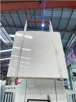 Beautiful Aran White Marble Slabs