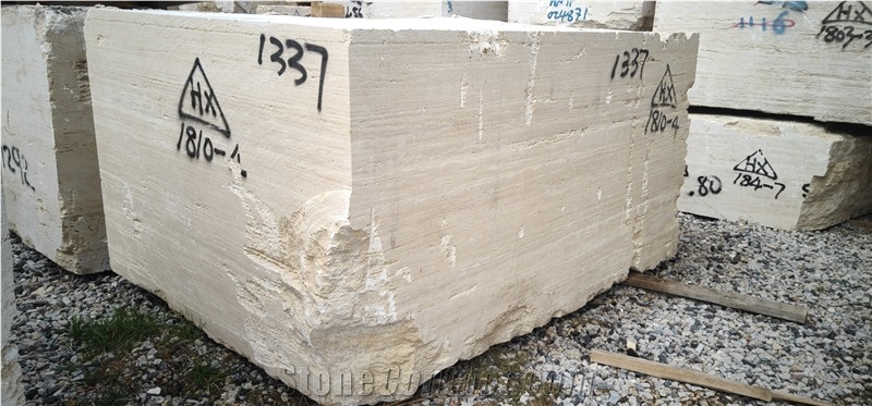 Afyon Beige Travertine Wall Slabs