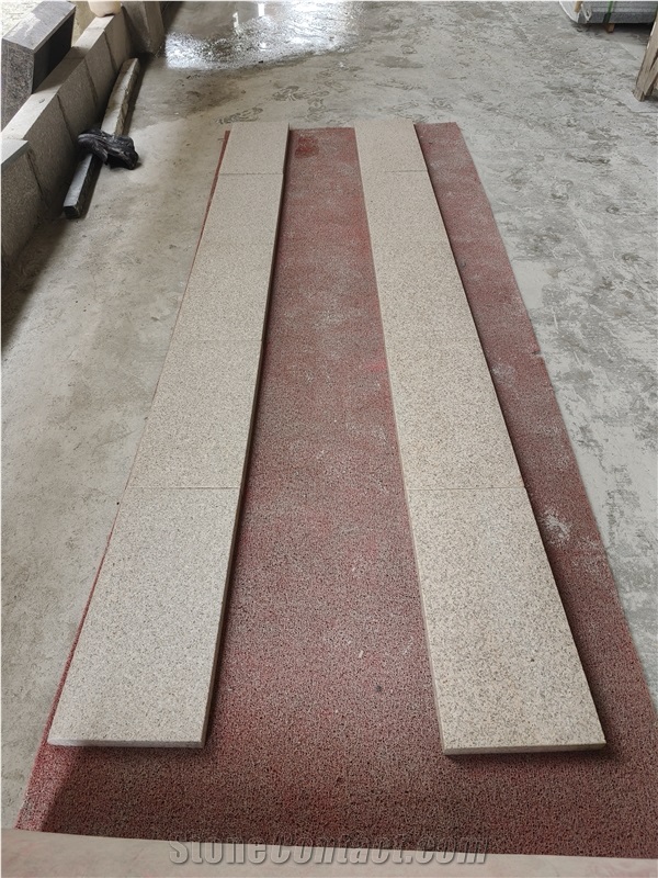 Rusty Yellow Granite Tiles