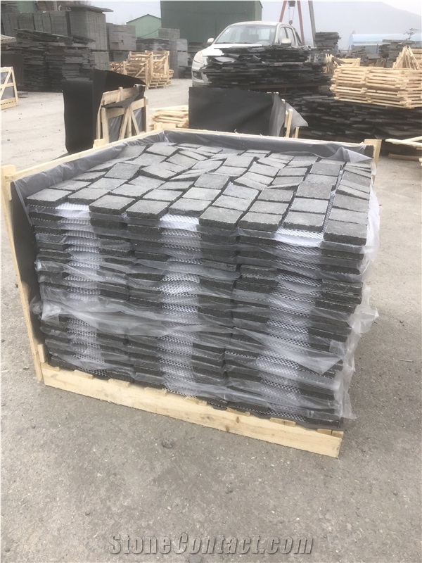 Original G684 Raven Black Granite Mesh Cobble Stone Pavers