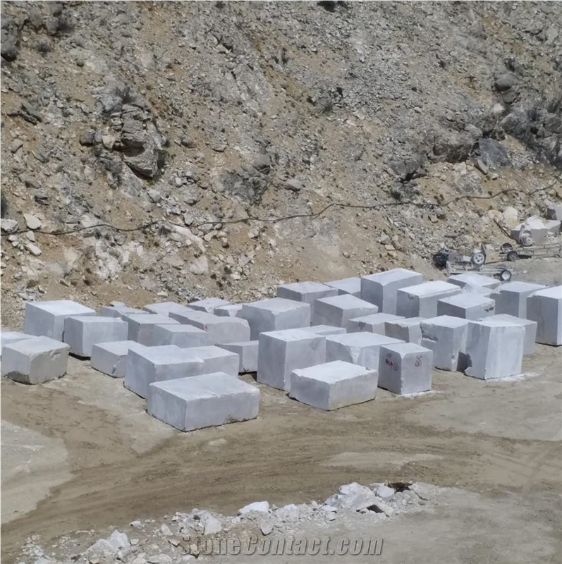 Magnita Gray Marble Blocks