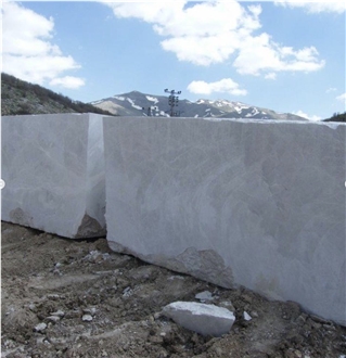 Magnita Gray Marble Blocks