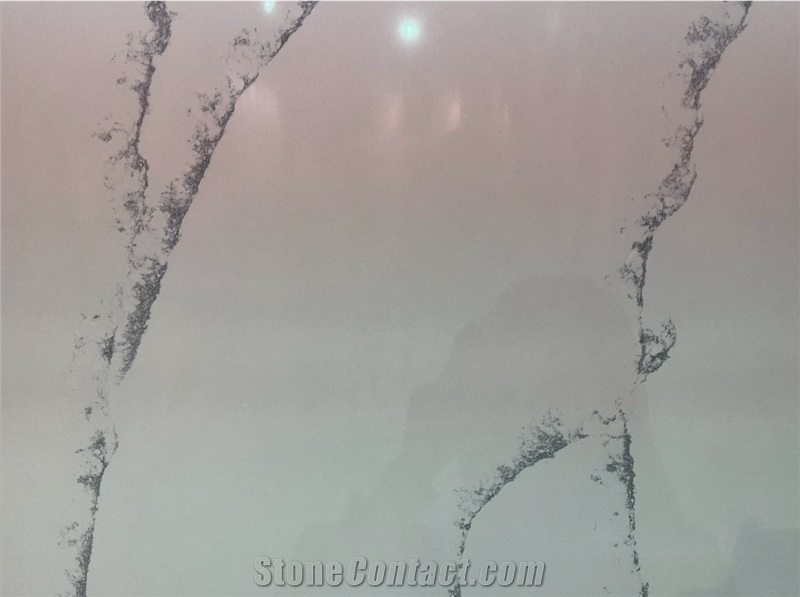 Calacatta Synnada Quartz Slab