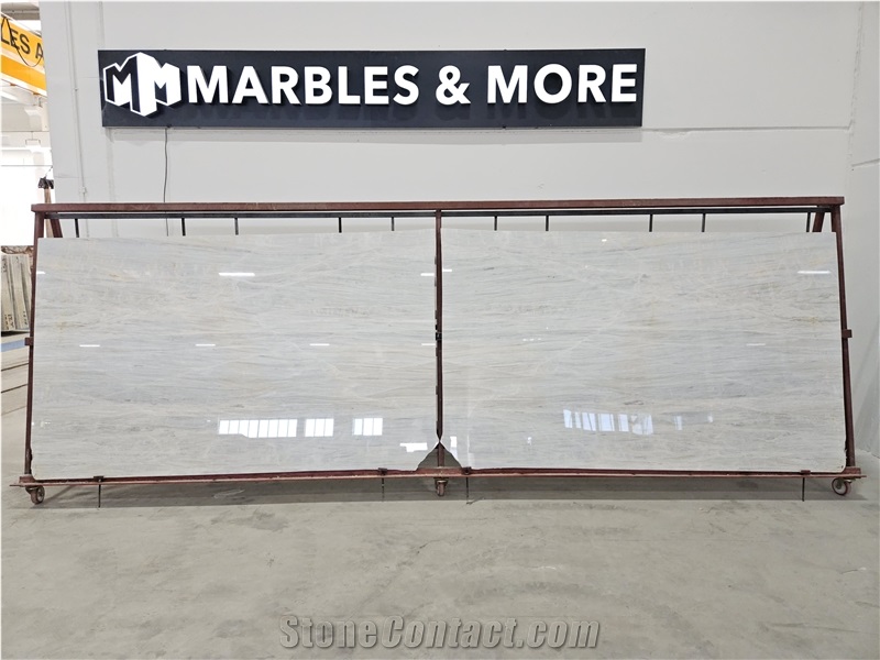Metropolis White Marble Slabs (1813)