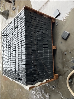Grey Granite Paving Stone Tumbled