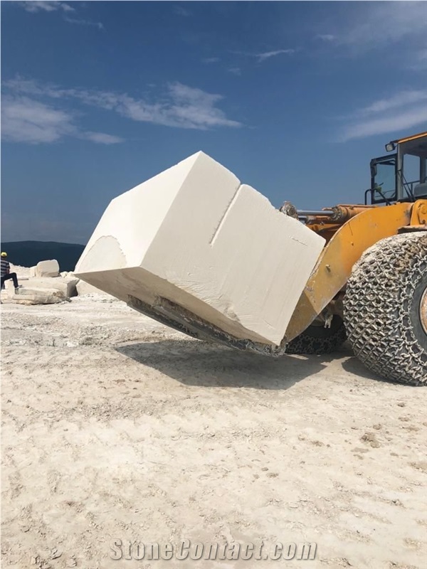 Beige Limestone Blocks