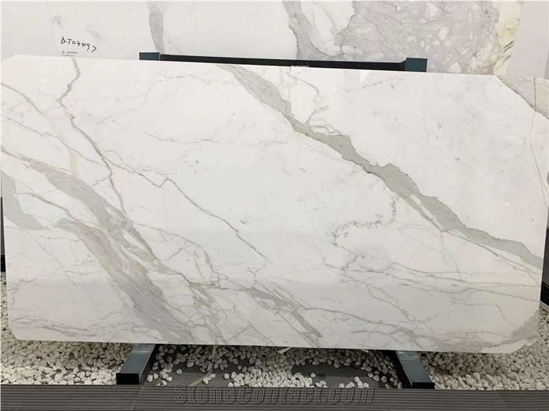 Calacatta White Marble Slab Pattern