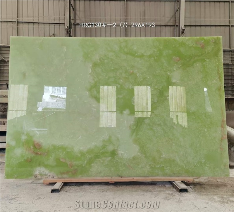 The Application Of Pure Jade Green Onyx Slabs In Decoration