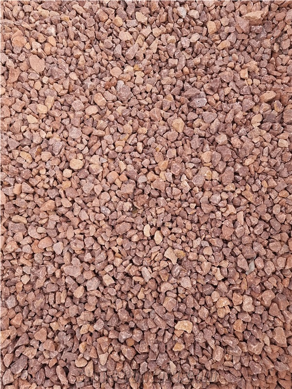 Red Gravel / Chips/Crushed Stone