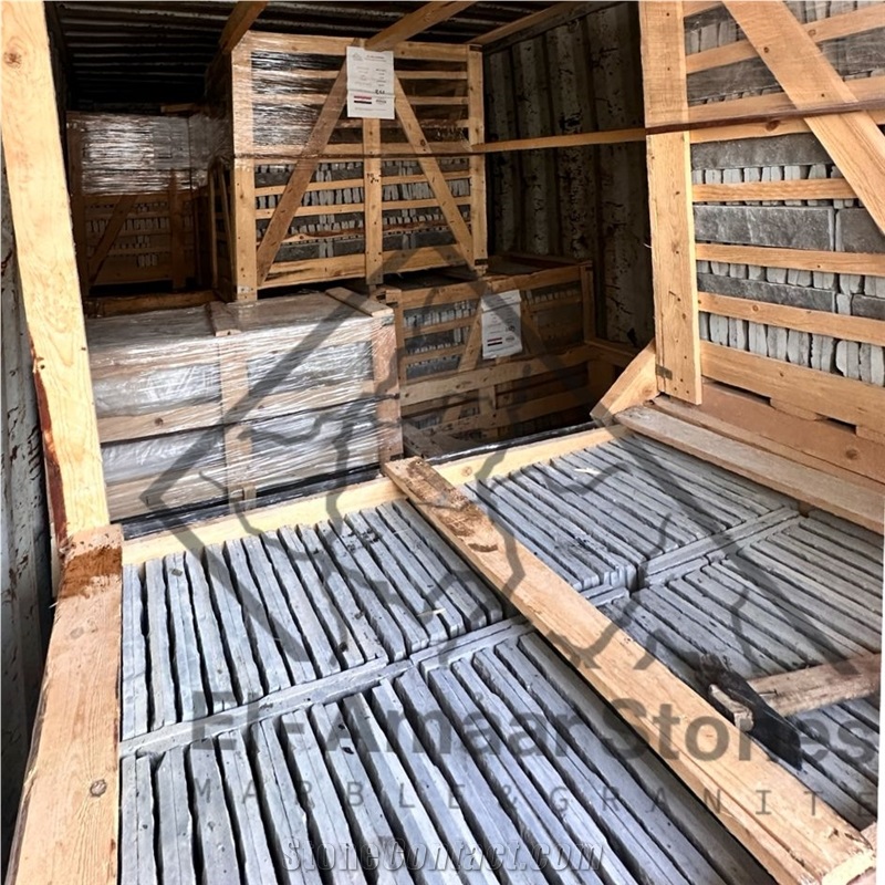 Melly Grey  Split  Stone Veneer