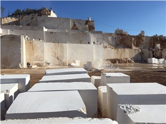 Oman Beige Marble Serik Quarry
