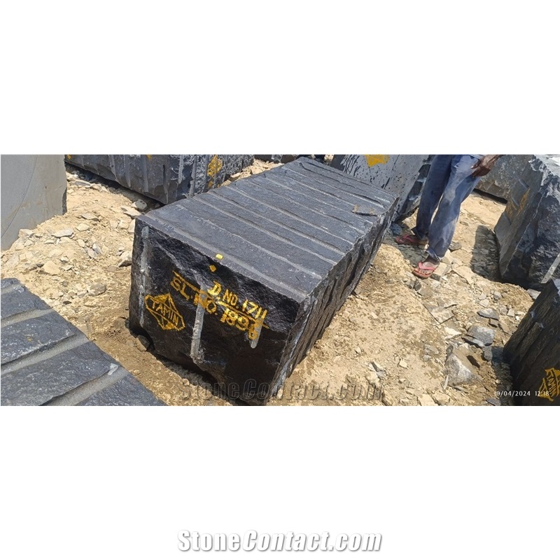Premium Black Granite Blocks